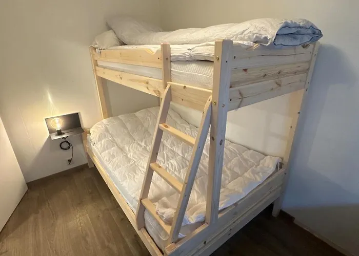 2 Bedroom With Free Parking Lot * Μπέργκεν